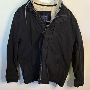 American Eagle Outfitters Heavy Black Sherpa Lined Jacket with sweatshirt hood